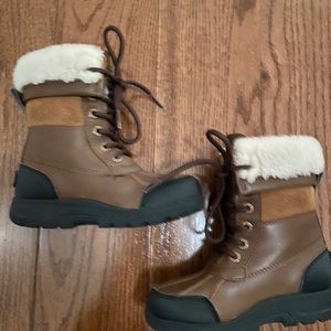 Kids UGG Butte II